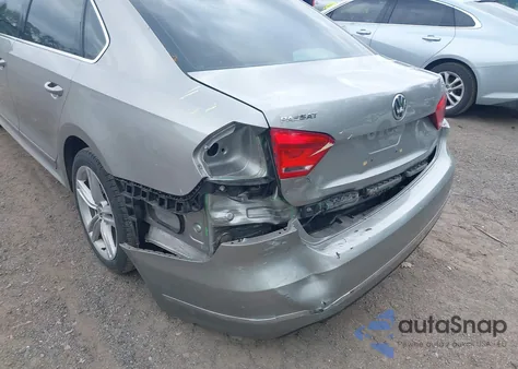 2014 Volkswagen Passat 2.0L Tdi Se from USA, damaged, VIN 1VWBN7A36EC045247